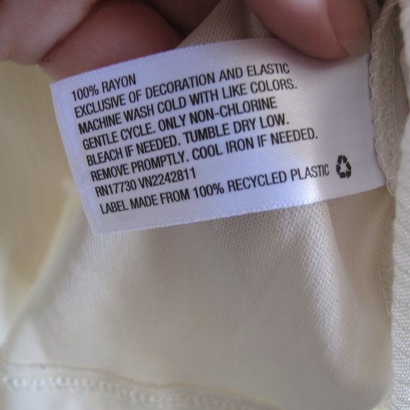 XHILARATION Off Shoulder Cream Dress NWT - Picture 7 of 14